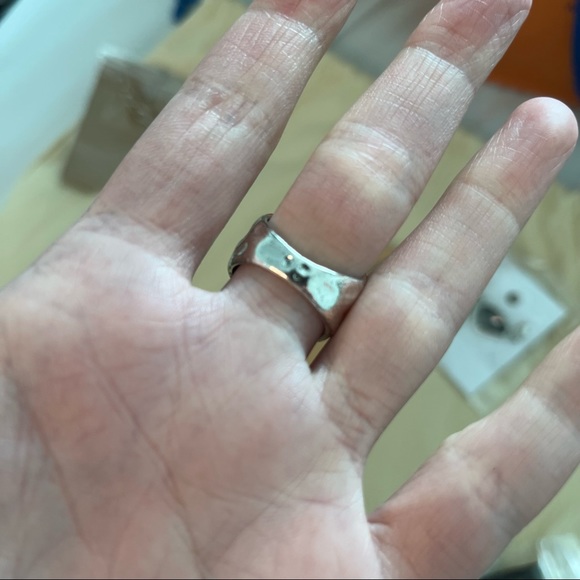 Irregular Artisanal Black Resin Crystal Chunky Silver Ring - Picture 8 of 8